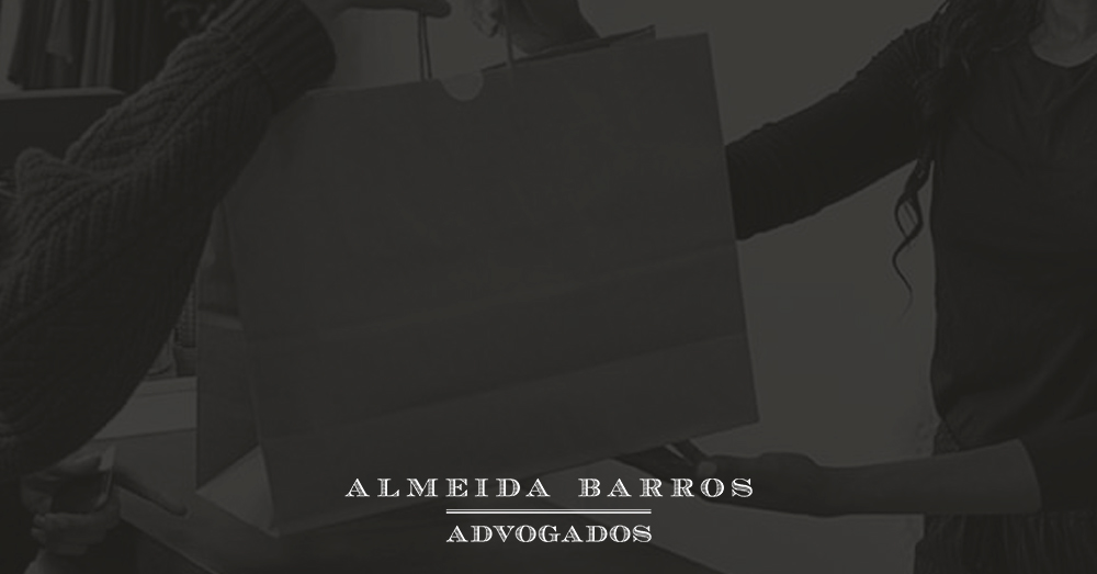 TRT-MG concede indenização a vendedora vítima de piadas que remetem à escravidão